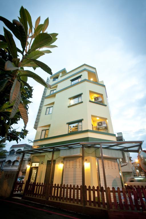 皇裔民宿 - 歐式小屋 Hualien City Exterior photo